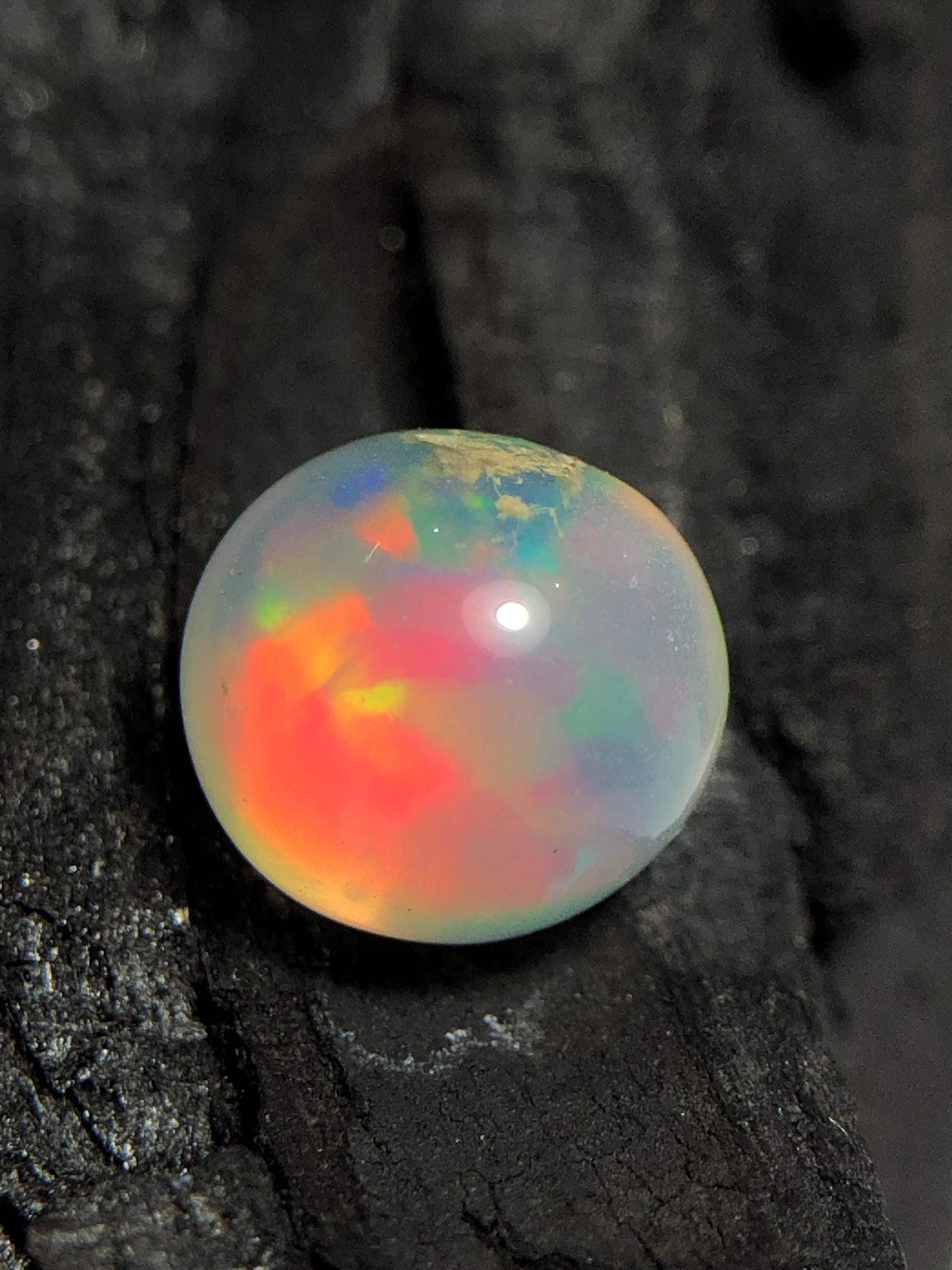 Opale Naturelle D'Éthiopie Blanche Et Multicolore 11.5 X 5.9 Mm - Non Chauffée