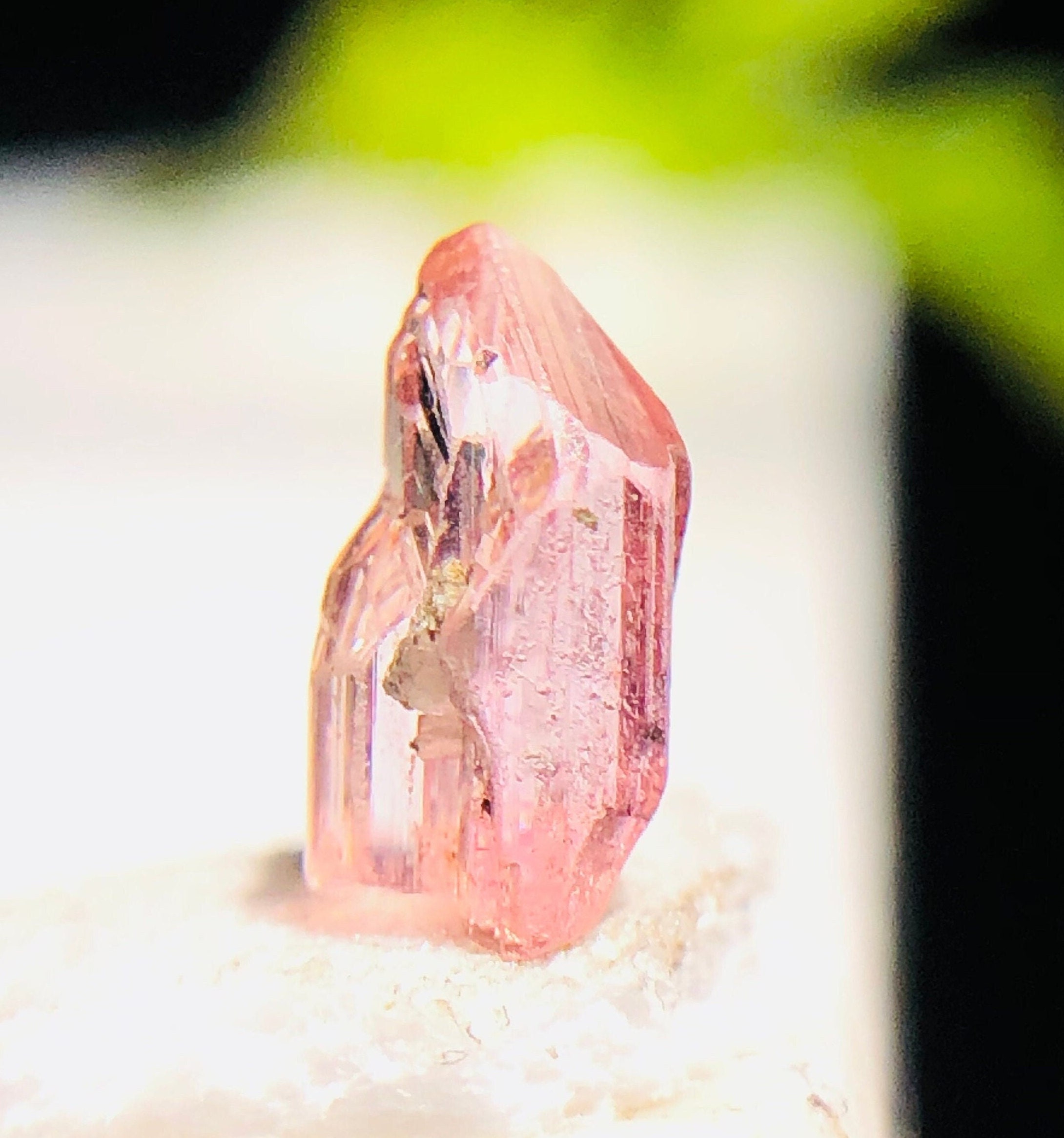 希少！ ピンクオレンジタンザナイト原石 希少なオレンジピンクタンザナイト原石、天然タンザナイト原石