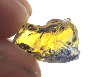 希少！ ピンクオレンジタンザナイト原石 希少！ ピンクオレンジタンザナイト原石 岩石 鉱物 種類