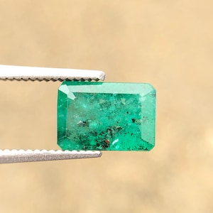 Natural Green Emerald, Loose 8x5 MM Size Emerald, Faceted Vivid Green Emerald, Ring Size Emerald, May Birthstone For Pendant / Necklace.