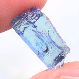 Onverwarmde zoisiet paarsblauw tanzaniet ruw, 3,60 karaat ongesneden tanzanietkristal, 13 x 6 mm zoisiet ruw, tanzanietkristal voor facetten