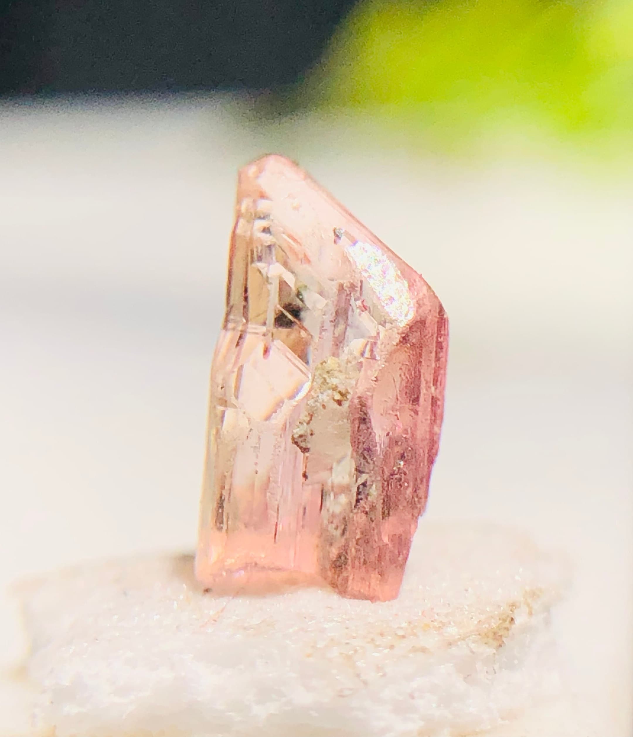 希少！ ピンクオレンジタンザナイト原石