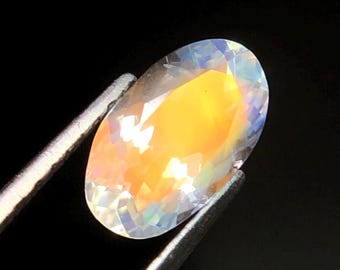 Piedra lunar de Madagascar natural, color amarillo anaranjado, piedra preciosa suelta facetada ovalada de 1,50 quilates