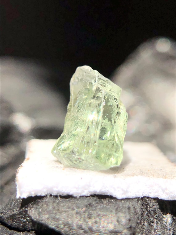 Natural Green Tanzanite Raw Stone CT Unheated Zoisite