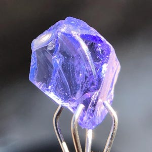 Natural Purple Blue Tanzanite Rough, Tanzanite Crystal, Tanzanite Rough, 1.95 Carats Zoisite Rough, Tanzania Crystal, Zoisite Tanzanite
