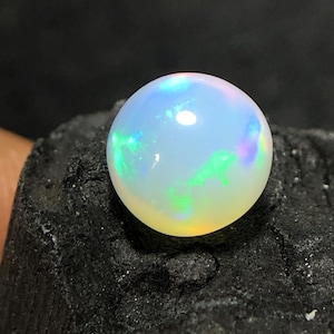 8 MM Ethiopian Opal Sphere Ball, 2.30 Carats White with Rainbow Fire Loose Gemstone