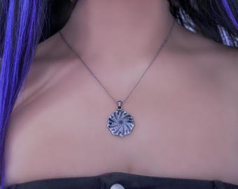Vintage 925 Sterling Silver Inverted Tulip Pendant - 9g, Luxury & Handcrafted