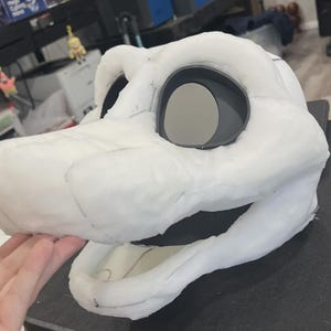 Traje de piel impreso en 3D "Sígueme los ojos"