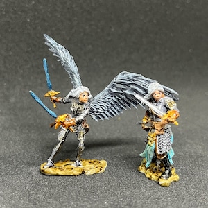 Female Aasimar Paladin D&D miniatures