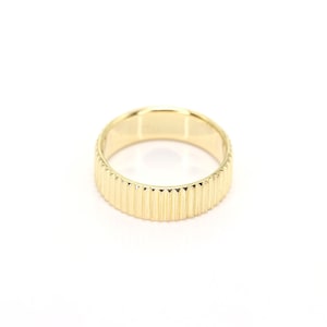 14k Vertical Lines Band 5.2MM Geometric Band Vertical Grooves Real Gold Band Vintage Ring Rose Gold Ribbed Ring Stackable Ring 14k Yellow Gold