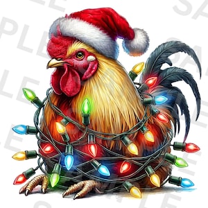 Puede incluir: Un gallo con un gorro de Papá Noel rojo está enredado en una cadena de luces navideñas de colores. Las luces son rojas, verdes, azules y amarillas.