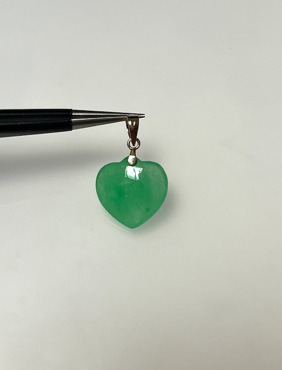 Green Jade Heart 14K Yellow Gold Pendant Charm Cl… - image 1