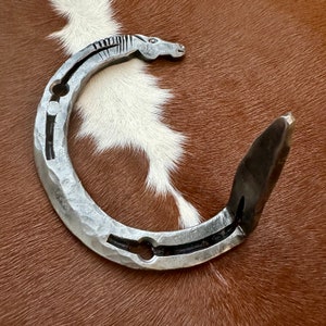 Decorative Horseshoe Hook / Horse Head Horseshoe Hook - Hand Forged