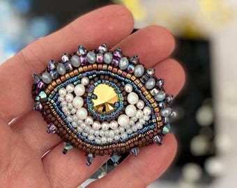 Evil Eye Beaded Brooch: Embroidered Eye Pin, Handcrafted Symbolic Jewelry, Protection Amulet