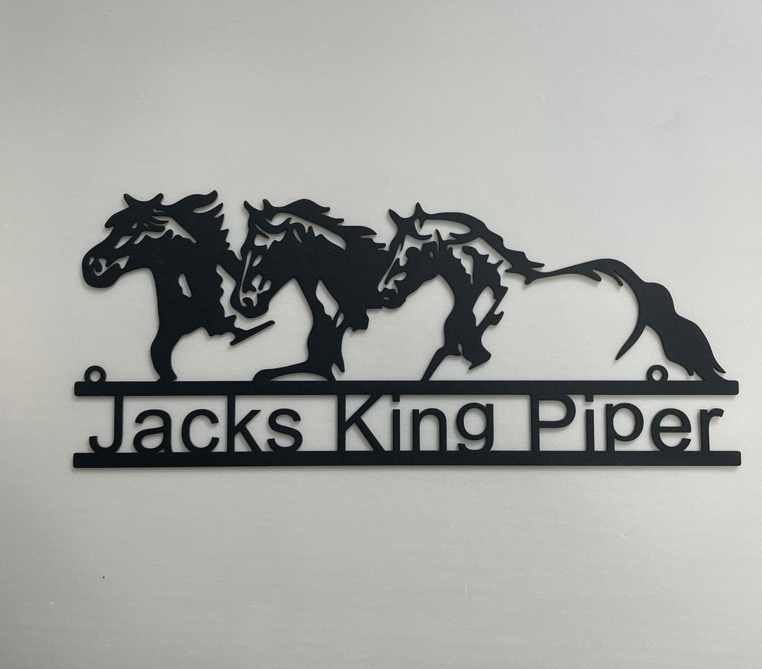 Classic Horse Family Name Sign