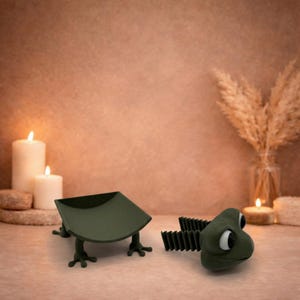 Frog Toilet Paper Holder, Funny Farmhouse Bathroom Decor, Cute Frog Bathroom Accessory, Unique Roll Holder, Animal Bathroom Organizer image 4