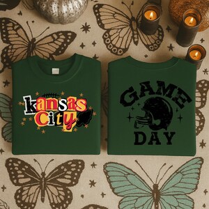 Kansas City Game Day Hoodie and Sweatshirt | Kansas City Sundays Front & Back Design | Vintage Football Fan Sweater afbeelding 5