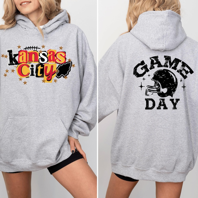 Kansas City Game Day Hoodie and Sweatshirt | Kansas City Sundays Front & Back Design | Vintage Football Fan Sweater afbeelding 1