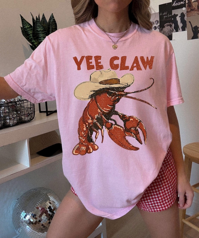 Comfort Colors® Lobster Cowboy Shirt, Trendy Yee Claw Tee, Funny Lobster Shirt, Western Beach Top Amalfi Coast Trip, Tomato Girl Summer image 4