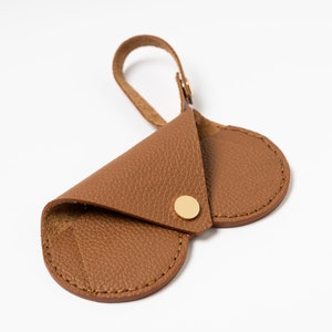 Compact eyeglass case hotsell