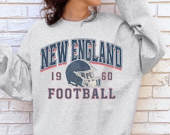 Vintage New England Football Shirt and Sweatshirt, Distressed 1960 Game Day Sweatshirt, Retro Varsity Sports Crewneck Sweatshirt