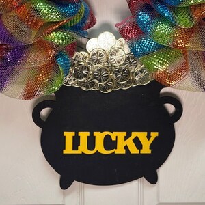 Lucky Pot of Gold Sign, St. Patrick&#39;s Day, Green, Good Luck, Luck of the Irish, Pot of Gold, Wreath Centerpiece, Centerpiece, Door Hanger