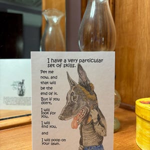 Tarjeta de felicitación en blanco con diseño de perro