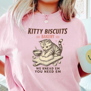 Cat Biscuit Shirt, Cute Kitty Biscuits Bakery Retro Style Graphic Tee, Funny Baking Gifts for Her, Cat Lover Baker Tshirt, Kitten T-Shirt