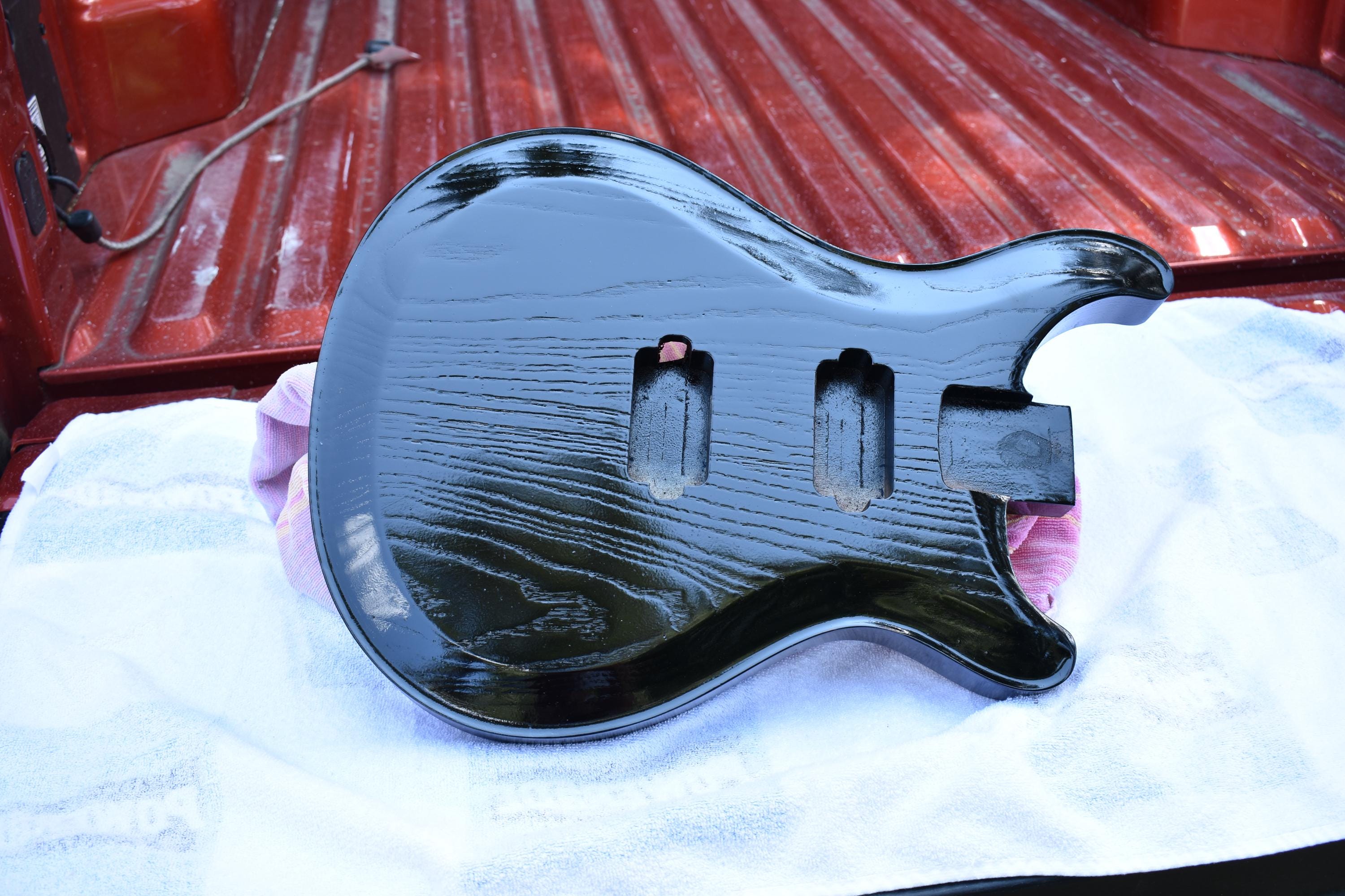 PRS　ブラックエボニー製　パールフレーム　トラスロッドカバー　RENSWOUM Paul Reed Smith (PRS) / SE Truss Rod Cover - Special - ポール