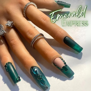 Emerald Green Nails | Luxury custom nails | Press-on nails | Matte nails | Long nails | Trendy nails | Cute nails | French tip | Bling nails