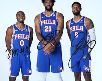 Joel Embiid Tyrese Maxey Paul George Philadelphia 76ers Foto firmada Autógrafo Impresión Póster Arte de pared Decoración del hogar