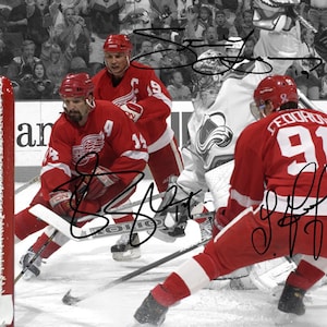 Steve Yzerman Brendan Shanahan Sergei Fedorov Detroit Red Wings Signed Photo Autograph Print Poster Wall Art Home Decor
