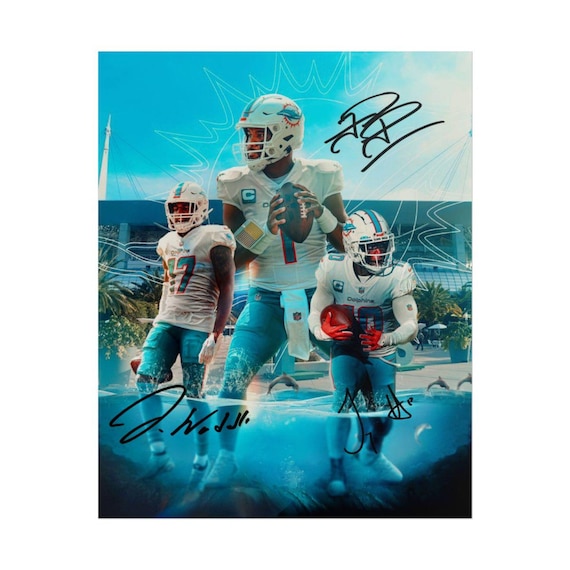 Tua Tagovailoa Jaylen Waddle Tyreek Hill Signed Photo Autograph