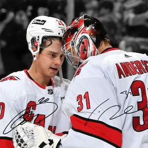 Sebastian Aho Frederik Andersen Carolina Hurricanes Signé Photo Autographe Impression Affiche Mur Art Décor À La Maison