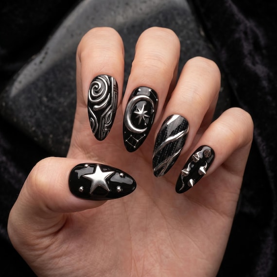 Witchy Black False Nails, Silver Chrome Celestial Star Nails, Grunge Alt Fashion Glue On Nails, Reusable Press Ons