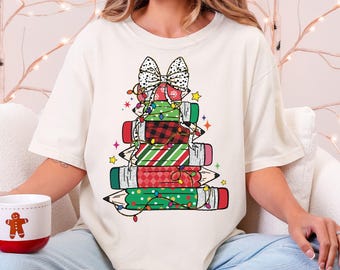 Christmas Pencil Tree Teacher Shirt, Coquette Teacher Xmas T-shirt, Christmas School Party Teacher Tee, Christmas Pencil Bow Sweatshirt