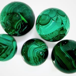 Sfere di malachite - Sfere di malachite naturale di alta qualità lucidate - Sfere di cristallo di malachite, sfere di cristallo verde, malachite della Repubblica Democratica del Congo - Scegli tu