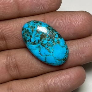 Luxurious Oval Turquoise Cabochon - Wholesale Gemstone for Your Unique Designs - Create Stunning Pieces with this Oval Turquoise Cabochon