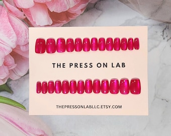 30 Pcs Hot Pink Cat Eye Press On Nails: Short Magnetic Reflective Fake Nails