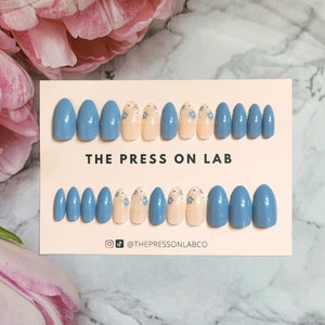 24 pcs Blue Floral Almond Press On Nail, Flower Press On Nails, Summer Nail, Fake Nail, Glue On Nail, Vacation nails, Birthday Gift For her