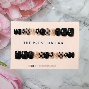 24 pcs Short Black Hearts Checkerboard Press On Nail, Black Flowers Press On Nails, Short Square Fake nails, Glue On Nail , Gift for her