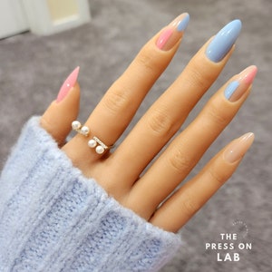 24 pcs Blue Pink Almond Press on Nails, Summer Nails, Press-on Almond, Fake nail medium, Glue on nail, Nail Press on, Birthday Gift for her