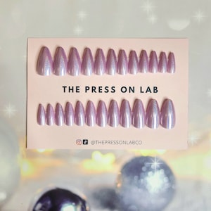 Almond Chrome Pink Aurora Press On Nails: Cat Eye Reflective Fake Nails