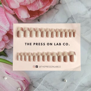 24 Coffin Gradient Press On Nails: Y2K Fake Nail Set