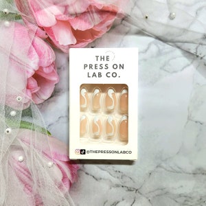24 Pcs White Waves Almond Press on Nail Press on Nails Nail Press On ...