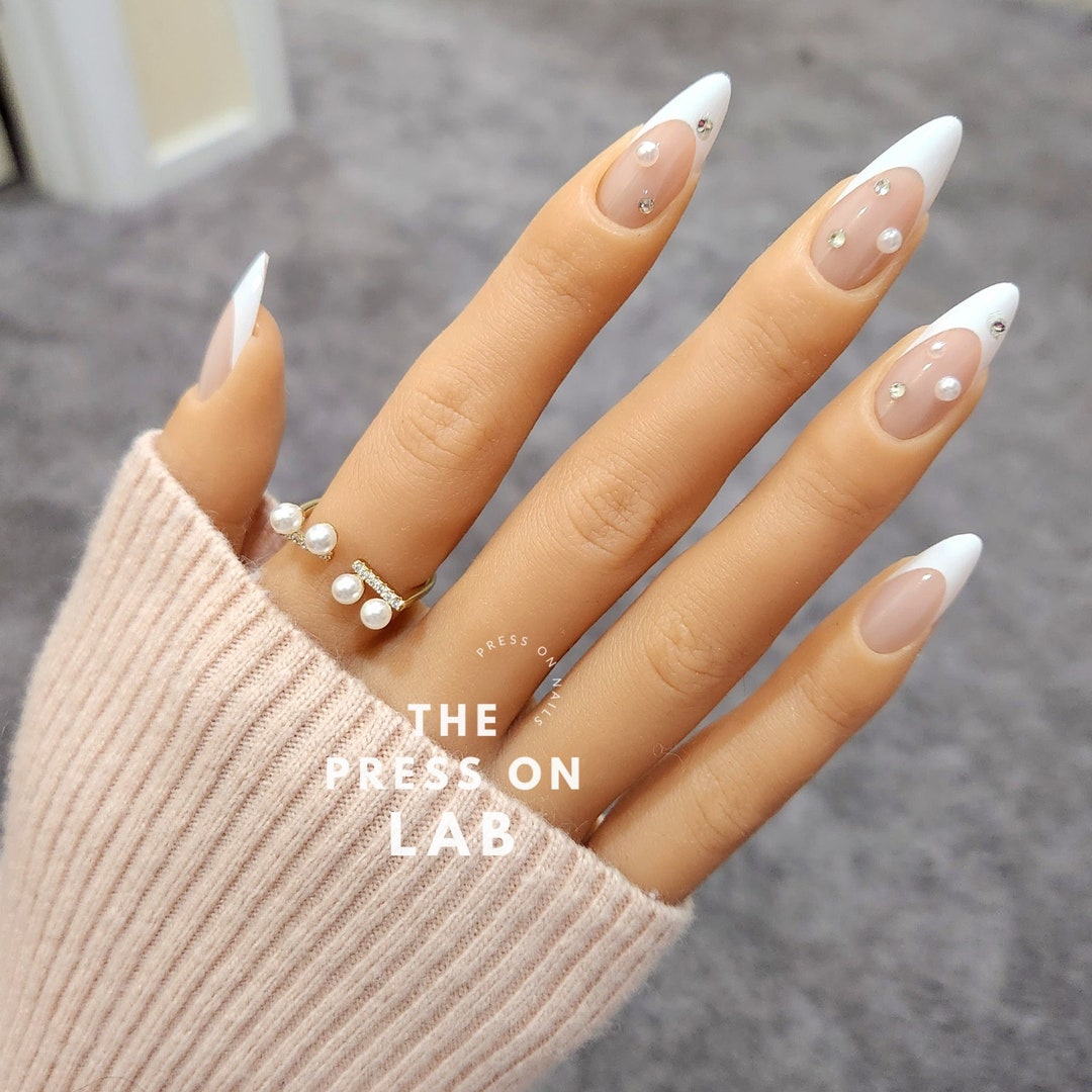 24 Pcs White French Almond Press on Nail, Pearls Press on Nails, Medium