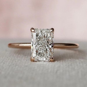 2.5 CT Radiant Cut Moissanite Engagement Ring 14K Rose Gold Wedding Ring Hidden Halo Diamond Anniversary Ring Anniversary Gift Promise Ring