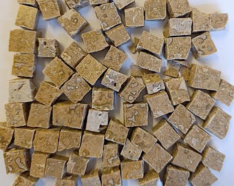 Travertino Noce 1 cm x 1 cm x 1 cm: Braune Marmormosaikfliesen. 200 g. Handgeschnitten, hergestellt in Italien.
