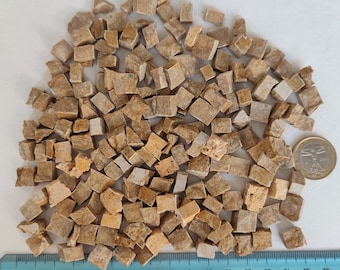 Giallo: tessere Marmo mosaico, 200g (7 once) di tessere piccole di marmo naturale bianco, misure media 1cm x 0.5cm, tagliati a mano.