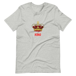 King Crown T-Shirt | Royalty Graphic Tee | Crown with ‘King’ Text | Perfect Gift for Him | Men’s Fashion | Unique Design